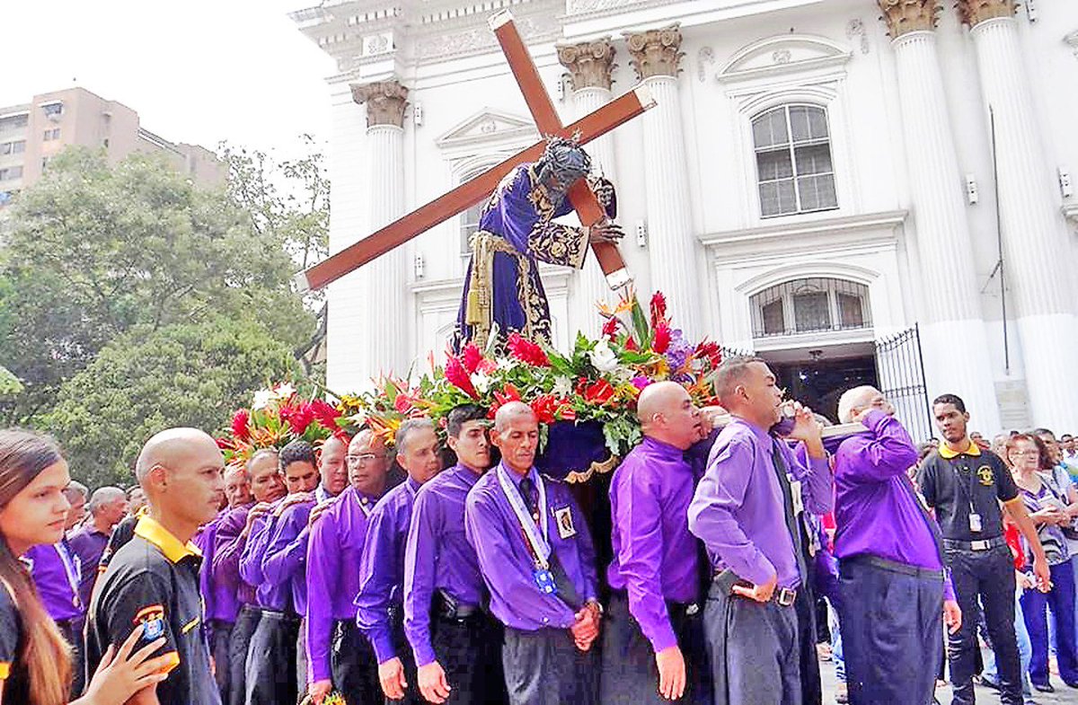 mineducacion_ve's tweet photo. #Entérate || Significado de cada uno de los días de la Semana Santa ✝➡ https://t.co/v9lfMGmdTY Vía @correoorinoco @NicolasMaduro @JauaMiranda #NazarenoDePazYUnión https://t.co/RS5yqzwW7N