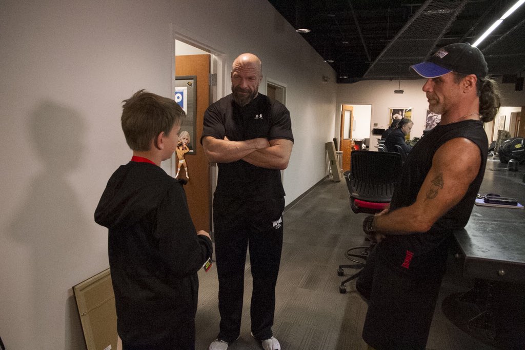 lahill122's tweet photo. My dream was that one day my son, who is named after @TripleH to meet him...it finally happened at #PCAllAccess and it was amazing! Thank you for being so sweet to him #TripleH and @ShawnMichaels #DX #TheRealHHH #NXT #WWE #WeAreNXT @WWENXT @WWE https://t.co/AjEtRyFvrt