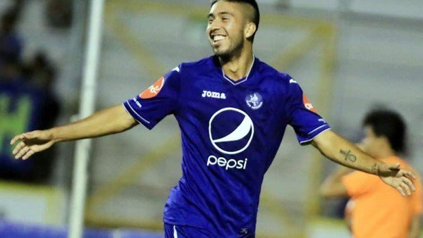 Murió el futbolista argentino Santiago Vergara clar.in/2utnwht