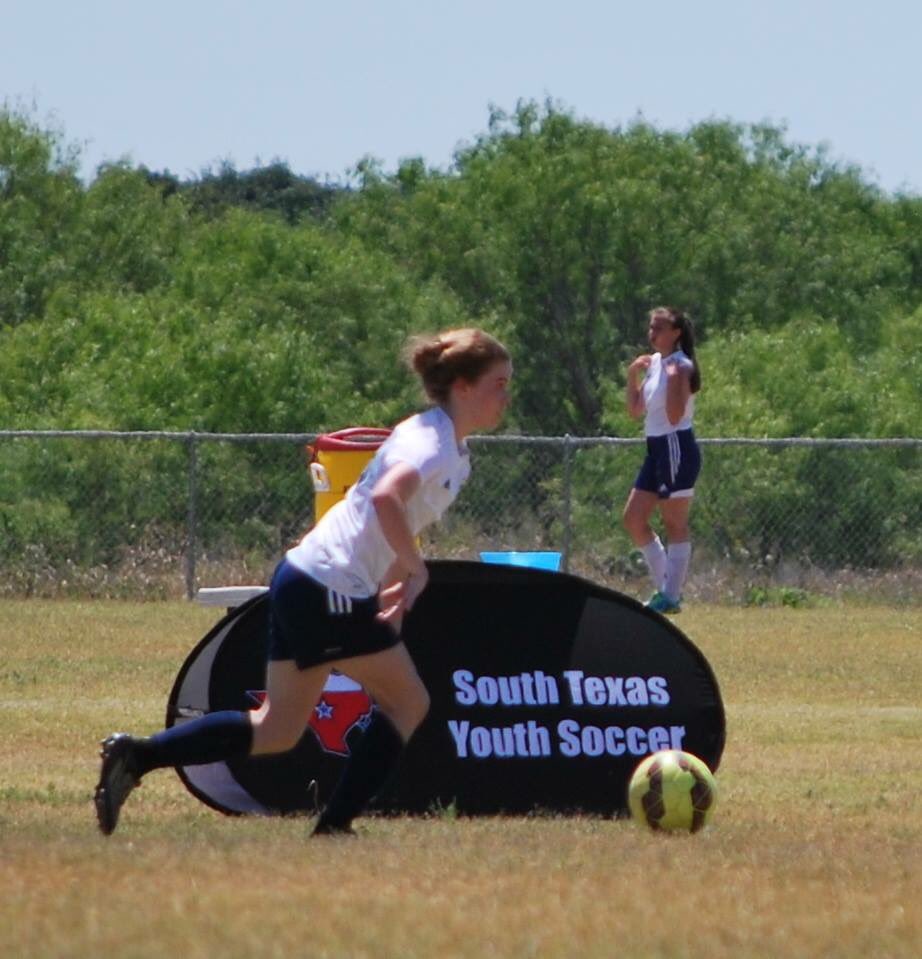 GEFzone's tweet image. Congrats to Sam Ryan who becomes the first CC female to join a top US Soccer DA team. Will be playing for SC del Sol in Phoenix, Arizona 💪🏿💪🏿💪🏿