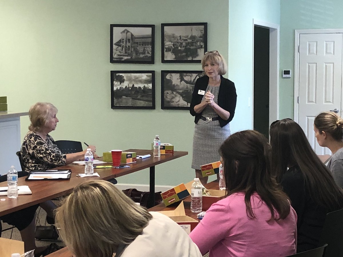 AshleyCoone's tweet photo. Great meeting facilitated by @ThePattersonFdn’s @duda_beth as DeSoto leaders explore the @SuncoastCGLR. This initiative explores new ways to deliver support/resources that children need to achieve reading proficiency early. Only 31% of DeSoto 3rd graders can read on grade level. https://t.co/6r6fqqSGBO