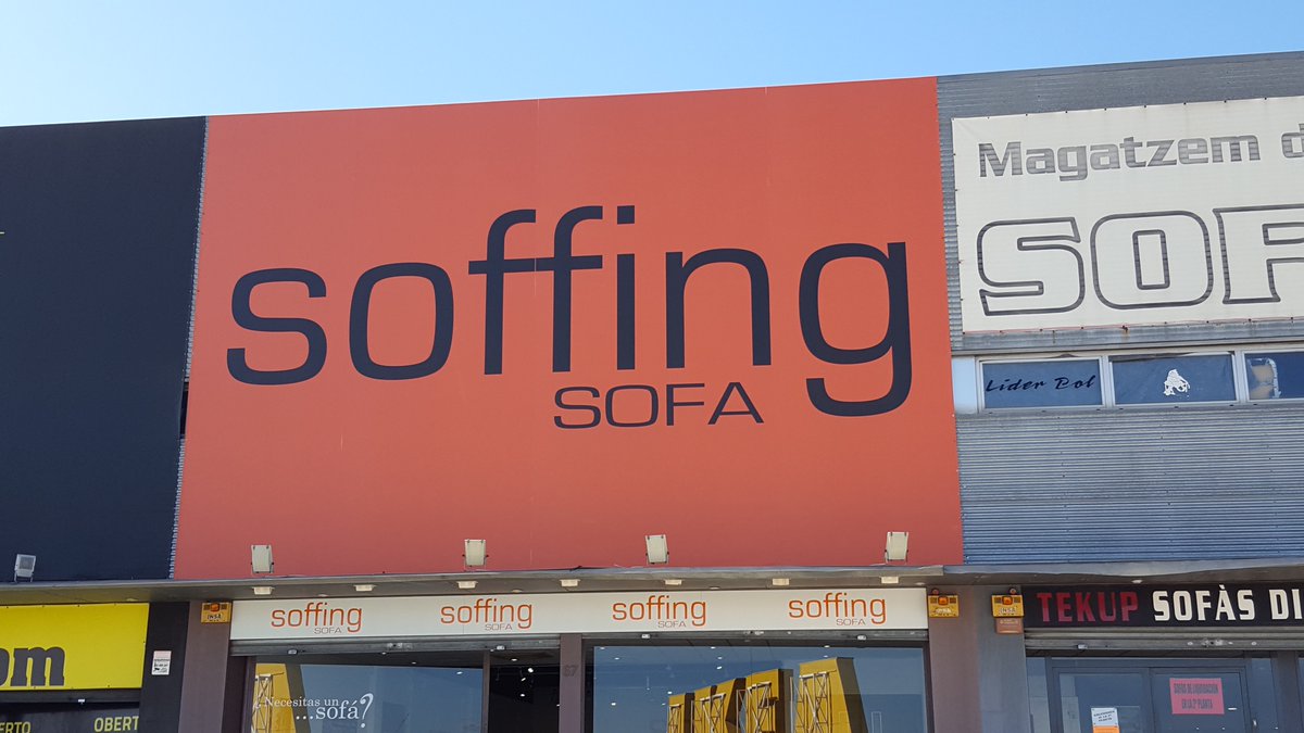 jlpouy's tweet photo. Si tuviera que comprar un #sofá, tengo claro donde lo compraría...
#soffing https://t.co/nC1GH5UToj