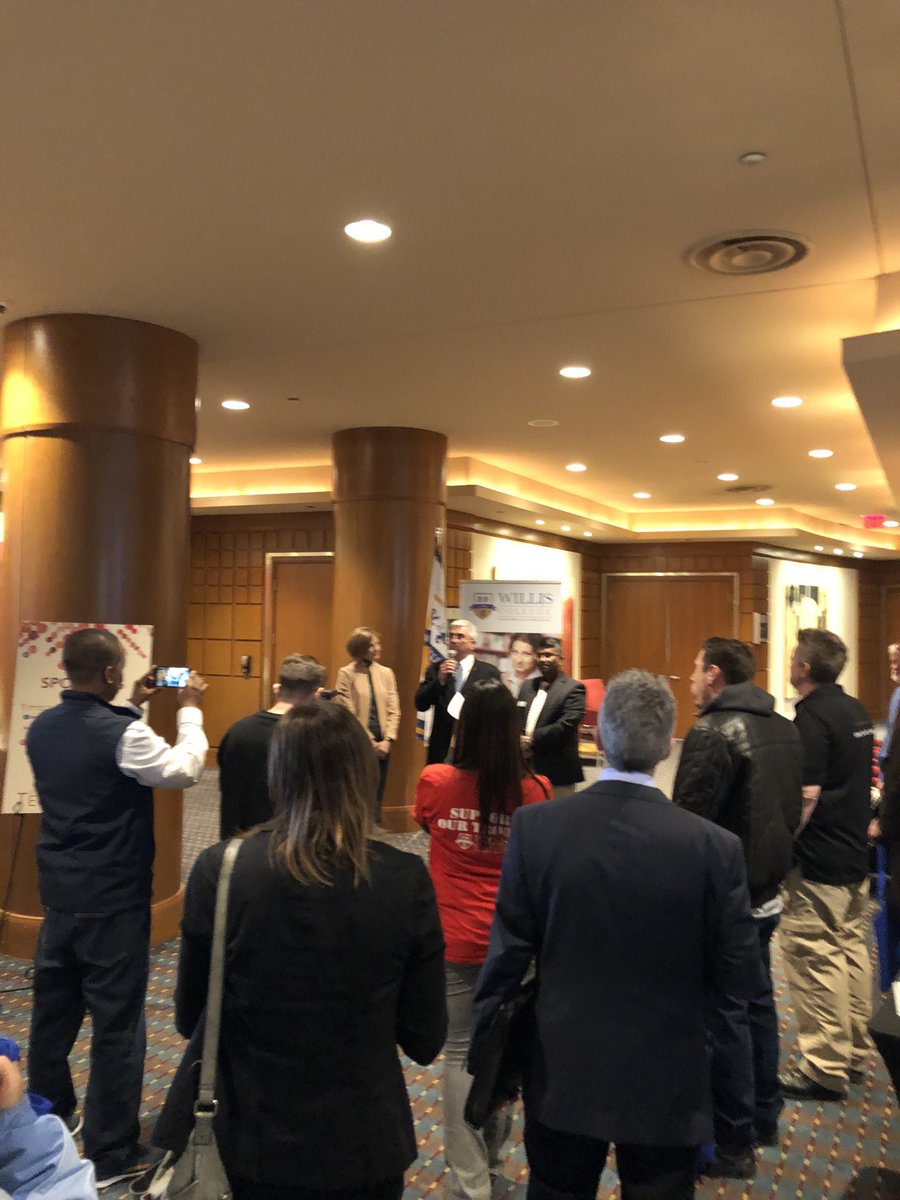 WillisCollege's tweet image. Congratulations to the Willis Cyber Security Academy for being the first school in Canada to have a cyber security program recognized by the Canadian military. Learn more Admissions@williscollege.com #Technata #tech #ottawa150