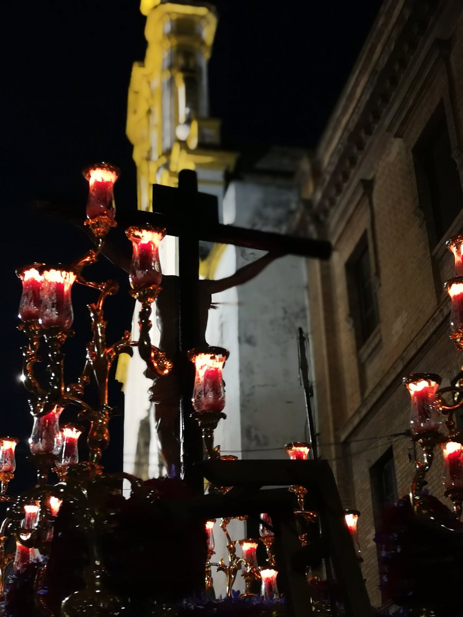 San Bernardo en la Iglesia de Santa Cruz. <a href="/elCorreoWeb/">El Correo de Andalucía</a> <a href="/abcdesevilla/">ABC de Sevilla</a> @ondaluztv #SSantaElCorreo