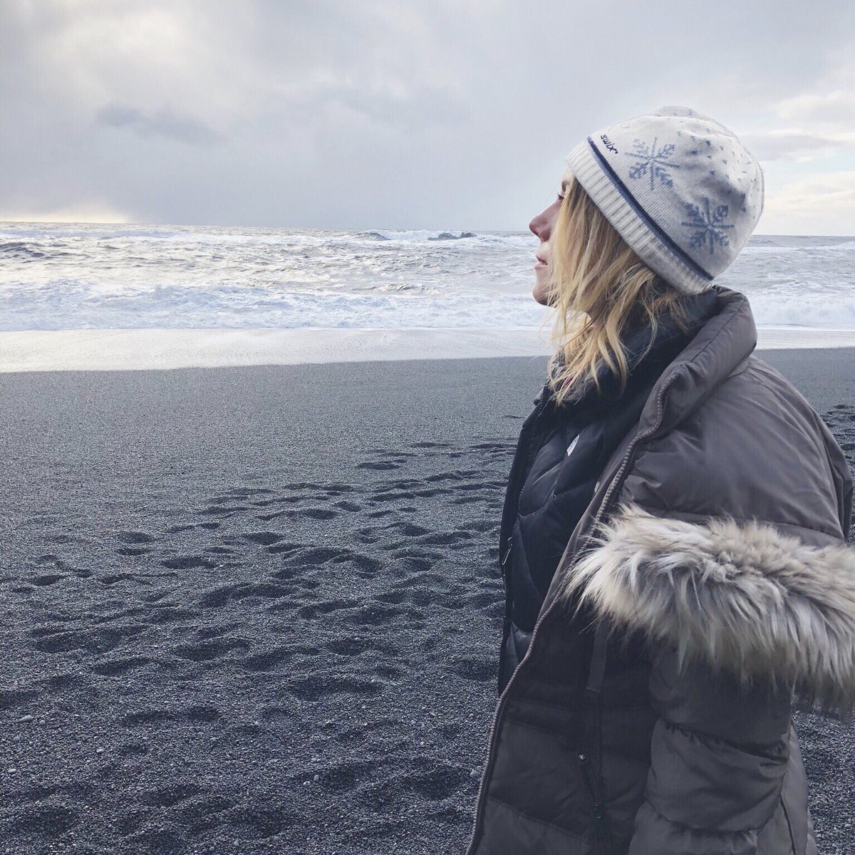 itsalyssacole's tweet photo. Ever wanted to winter in Iceland? Click the link to read about my experience! https://t.co/IQl0UJLnFS https://t.co/zPE0yTKK9T