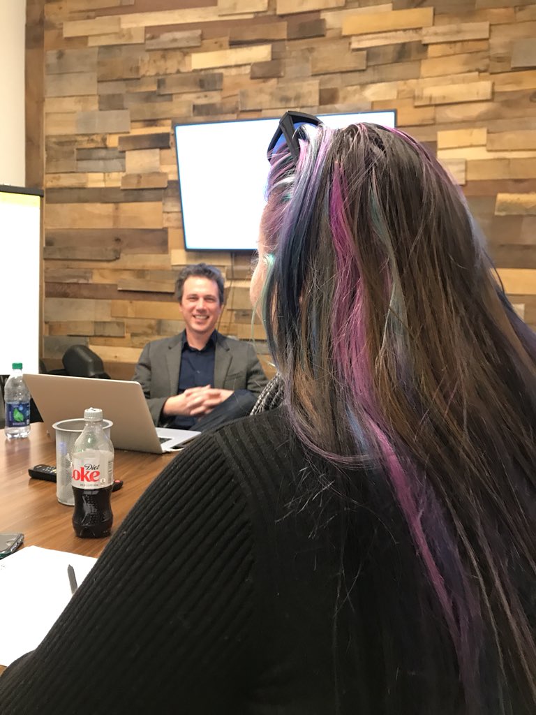 SapphireStrat's tweet image. Wrapping up our fun day of branding with @thaddeusrex. 👍