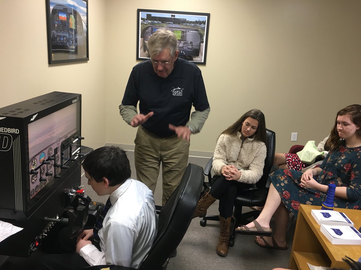 FrankliNCoEDC's tweet photo. Awesome day highlighting some of our industries to @FCSchoolsNC @LouisburgHSFCS #STEM Academy. #TriangleNorthExecutive #TotalFlightSolutions #GrowFrankliNCo @rhondaschuhler @FranklinCoopExt https://t.co/03F4rzIsfo