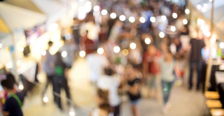 Want to hold a street party to celebrate the Royal Wedding on 19 May? We'll sort the road closure notice, signage and cones for you. Apply by 30 April: liverpool.gov.uk/streetparties