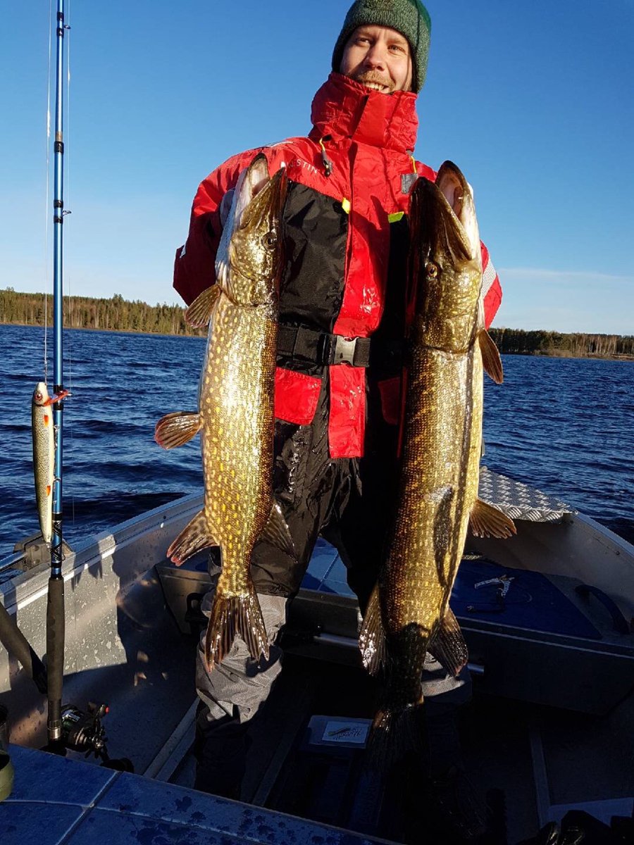 FishermanEscape's tweet photo. Double strike https://t.co/ItR4eMtQYp