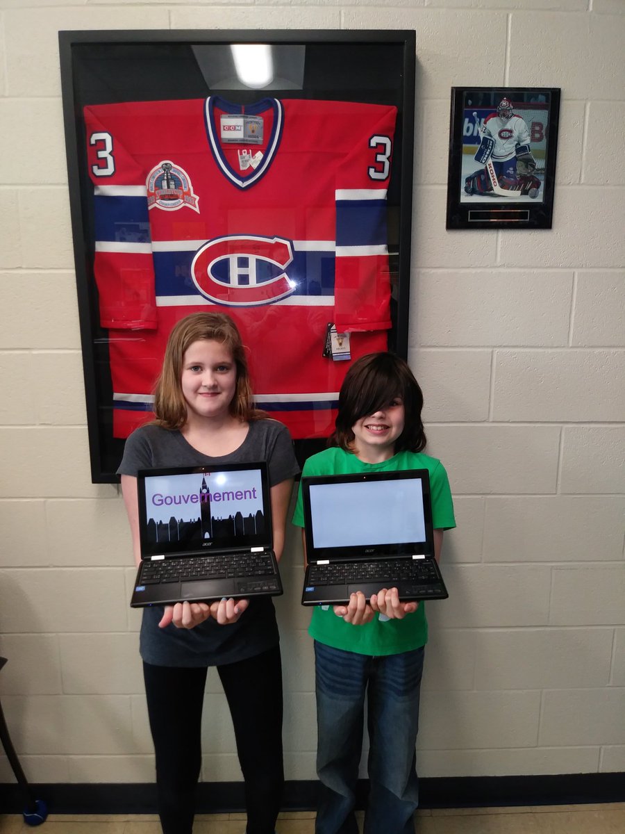 EECSteMarie's tweet photo. Camron et Kandal-Anne ont fait une excellente présentation. Leur sujet était de présenter les différences entre le gouvernement fédéral, provincial et municipal. https://t.co/ApVUgpeTrz