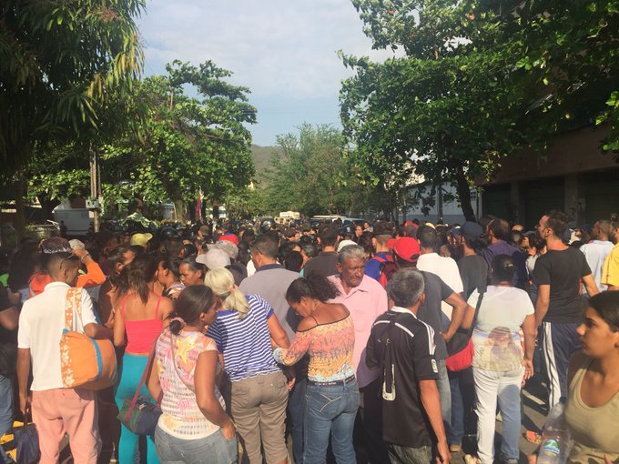 View image on Twitter