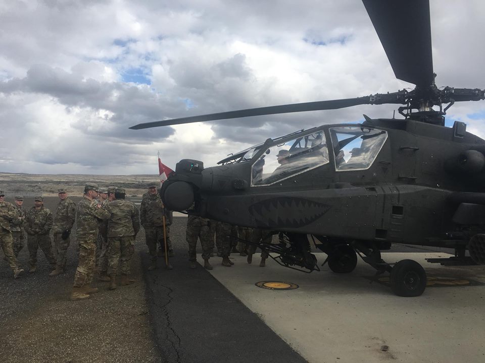 7thID's tweet photo. @1229ARB shows the importance of air-ground operations during their training @YakimaTrainingCenter. Air operations plays a vital role in the Armyβs success in the battlefield during combat operations.
#MeetYourArmy #AmericasBig6 #DeployFightWin
@I_Corps | @FORSCOM | https://t.co/udPBvlo0zb