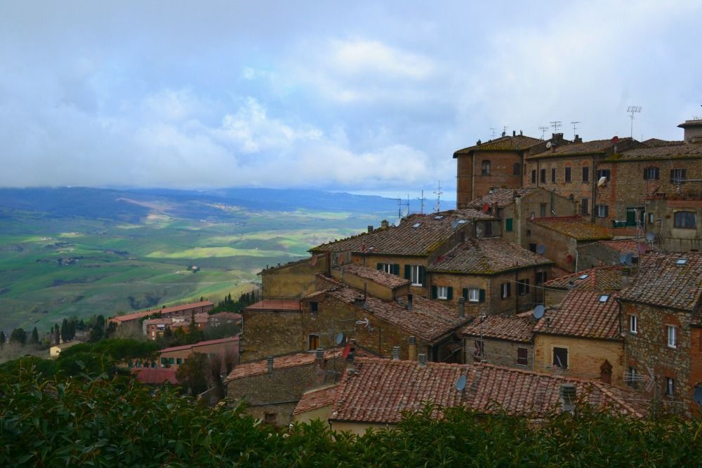 Tin Box Traveller tweet media