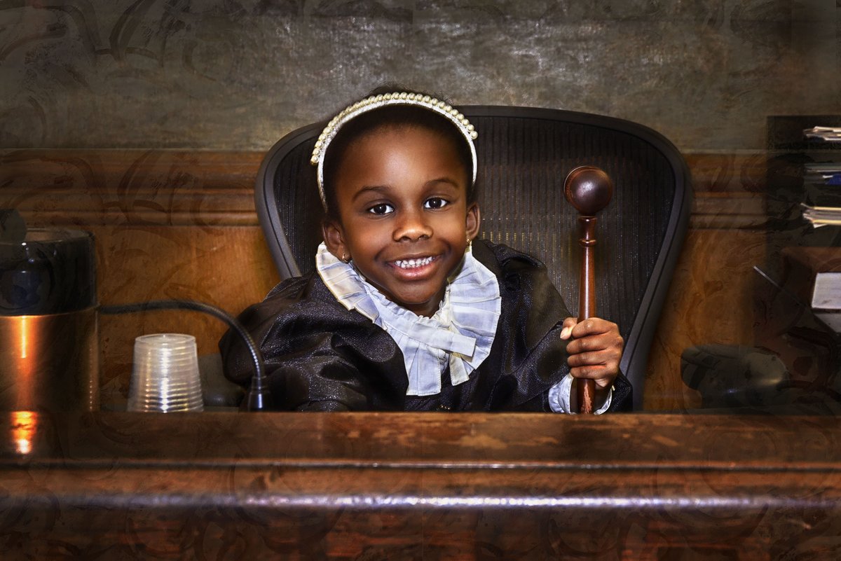 hellogiggles's tweet image. This kids’ book wants boys to understand gender equality and wants girls to be “rad” trib.al/uSKgvHr