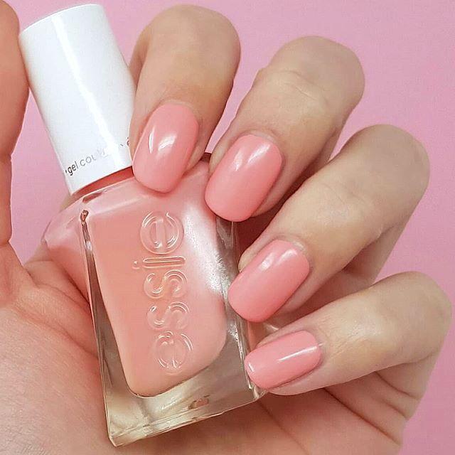 essie's tweet photo. .@saraholme looking pretty in pink in #holdtheposition from #gelcouture 💕snag it: https://t.co/mk3jzS5i7R https://t.co/OQfcWjo9HS