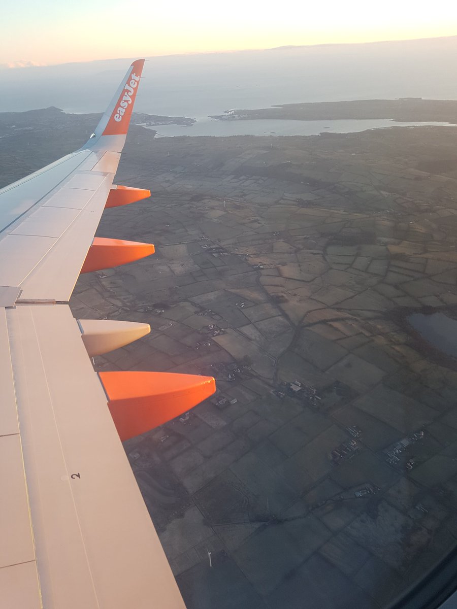 SteveHorsburgh's tweet photo. Nice view and looks green. Good morning NI #group100 #group101 #notimeforwaste https://t.co/2Y0tzz1XcX