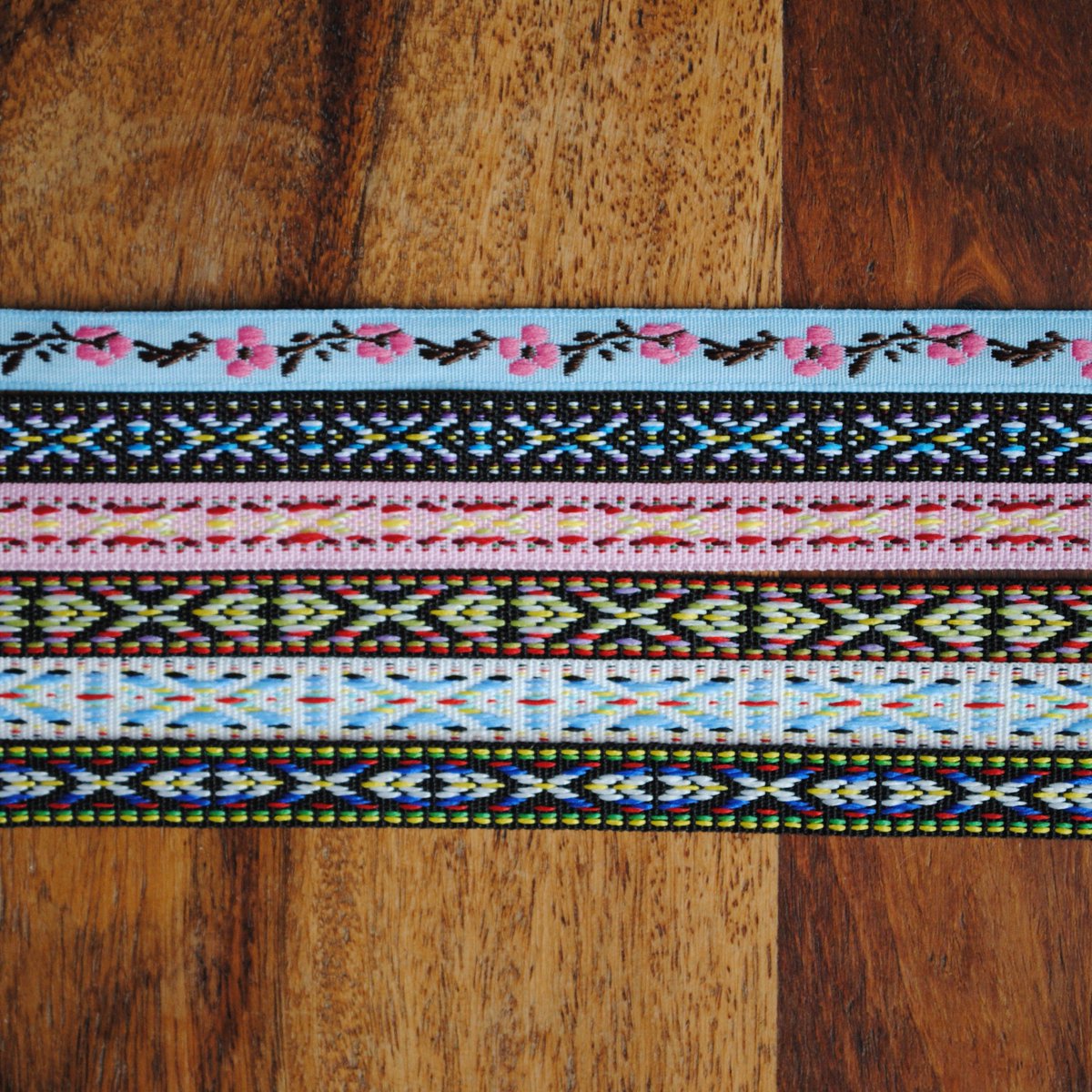 losttothePoppy's tweet photo. Boho Embroidered Chokers available for £5.99 each from https://t.co/nHY41JytAu⚘🌹 https://t.co/9JJGp7oLog