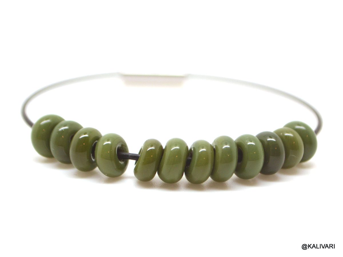 Kalivaribeads's tweet photo. and spacer beads in a lot of different colours ... https://t.co/lS1Ejfsxfu