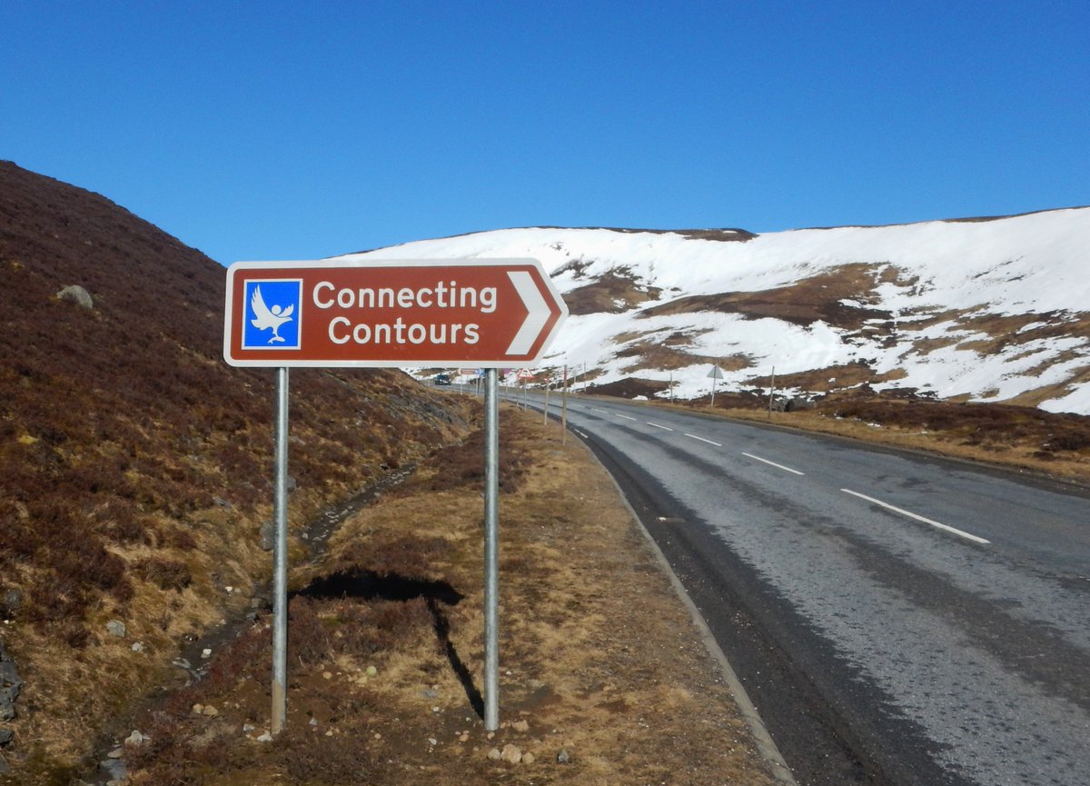PeteCrane5's tweet photo. 'Brown' signs are now being installed to promote #SnowRoads Scenic Route and the stunning viewpoints - here at 'Connecting Contours' in #Glenshee. Taken a few days ago so a bit more snow now. https://t.co/OJTBDNZpuF