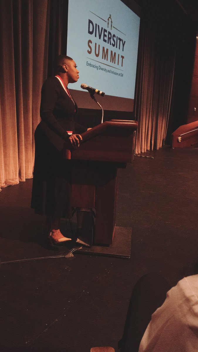 TheACEMag's tweet photo. @SymoneDSanders joined us for a key note speech about the real issues surrounding diversity and inclusion #diversitysummit2018 https://t.co/JtkdT2RBh1
