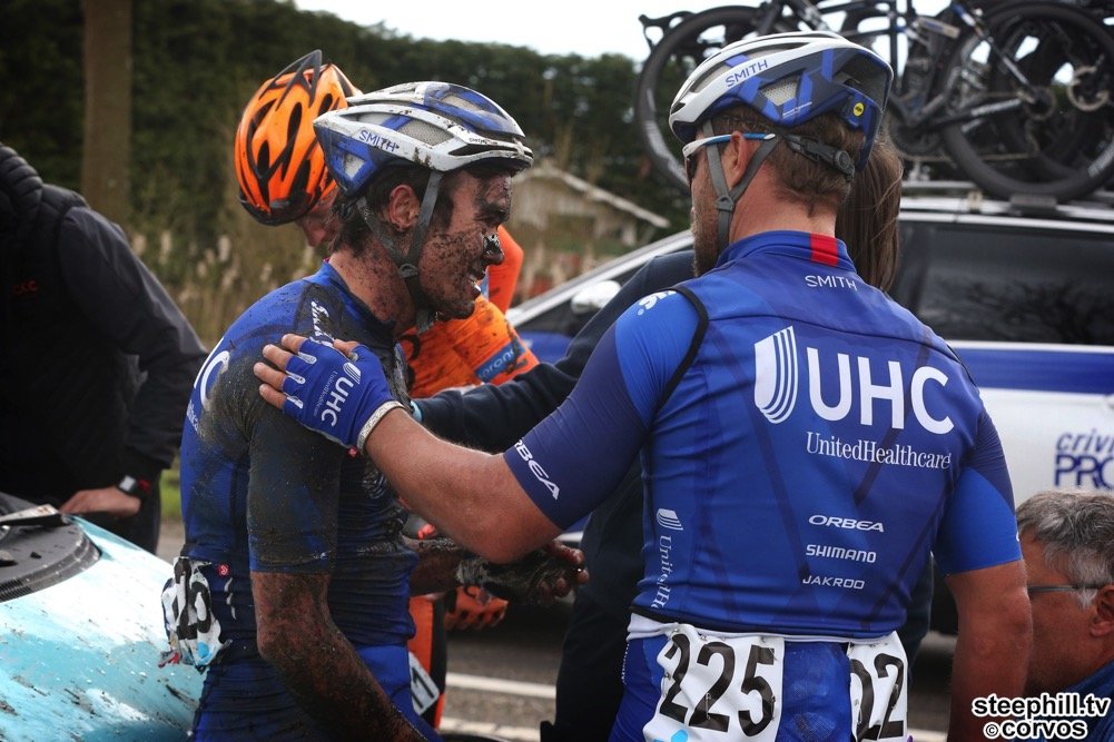 glicksta's tweet image. Classic @TravisMcCabe still smiling after a hard crash. Heal up fast buddy!