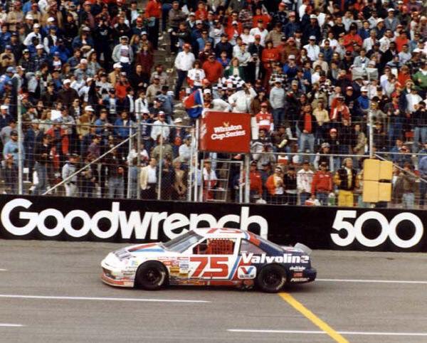 JJ2017PCM's tweet photo. @lexuspilot @DCamaro88 @Valvoline Oh yeah lest not forget Neil Bonnett in the 75 car much later in the late 90’s https://t.co/SyYLkn9KmK