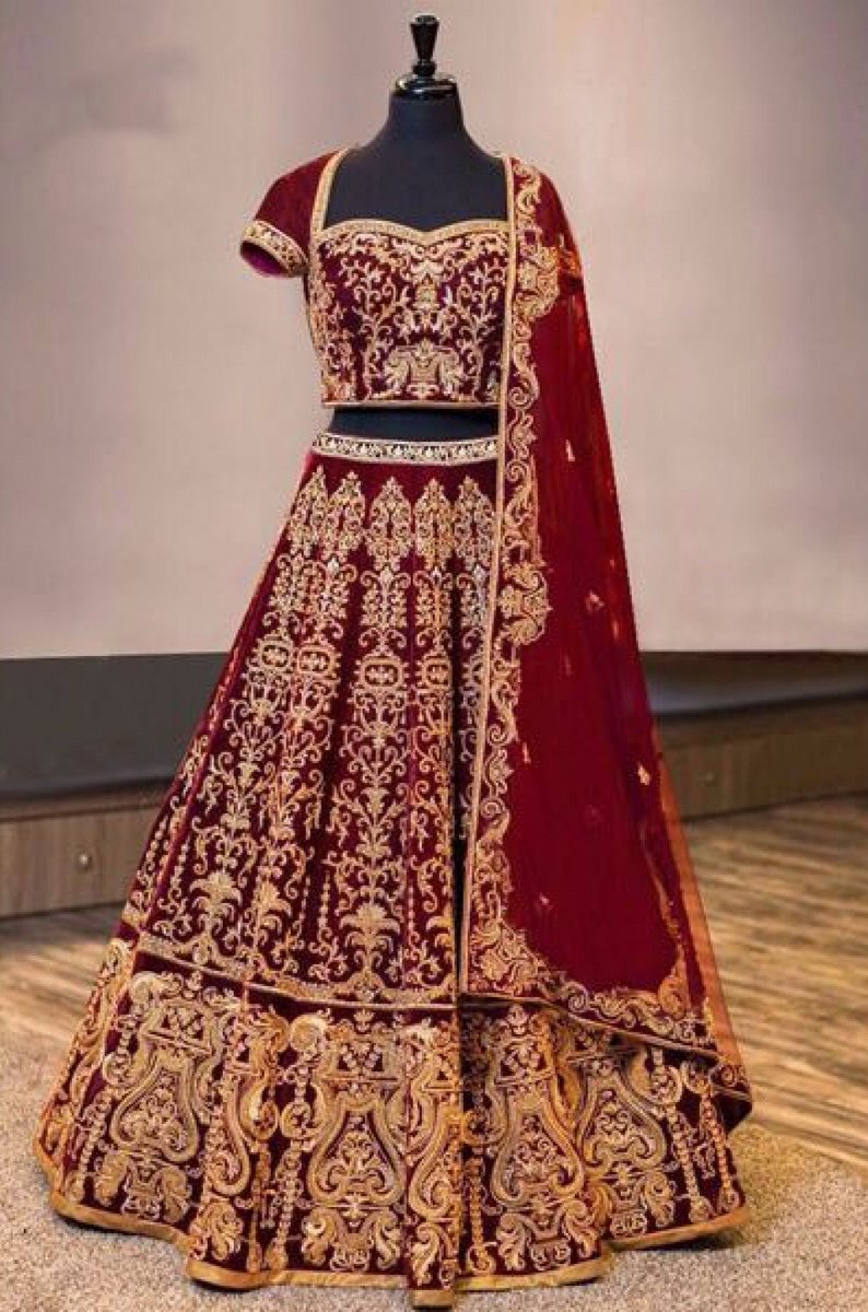 Shopnista's tweet photo. Let's Celebrate the day with #Lehenga. Buy wide collections of Lehenga #starting @ Rs.610/- with #free #shipping
Buy Now: - https://t.co/tzxaOBUyic https://t.co/jeUGTgWo4F