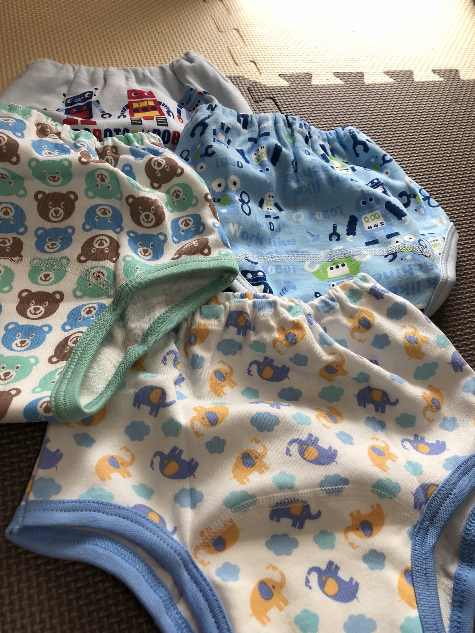 モモ しまむらセール中 トレーニングパンツ購入 2枚140円って 涙 T Co Khmh9u3jx0 Twitter モモ しまむらセール中 トレーニングパンツ購入 2枚140円って 涙 T Co Khmh9u3jx0 Twitter