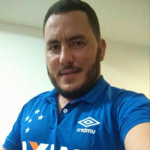 I am streaming on Cube TV，check it out #Cube TV# cubetv.sg/sid/302194500_…