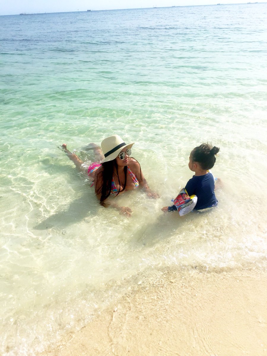 Bonding moment with our lil one ❤️ 

#ParadiseBeach #Bantayan #Cebu #Philippines #nature #wanderlust #travel #familytravel #familytrip #beachbumming #sexy #bikini #budgettravel #budgettrip #outdoors #islandadventure #islandlife #vacation #beach