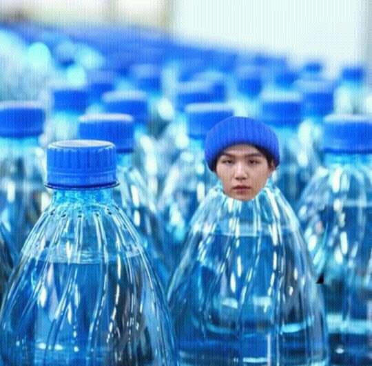 minyoongiari's tweet photo. #Mortaa #MinYoongi perdão te amo ���😂😂😂😂😂😂♥♥♥♥♥♥♥♥♥♥ https://t.co/X4kqpAb97a