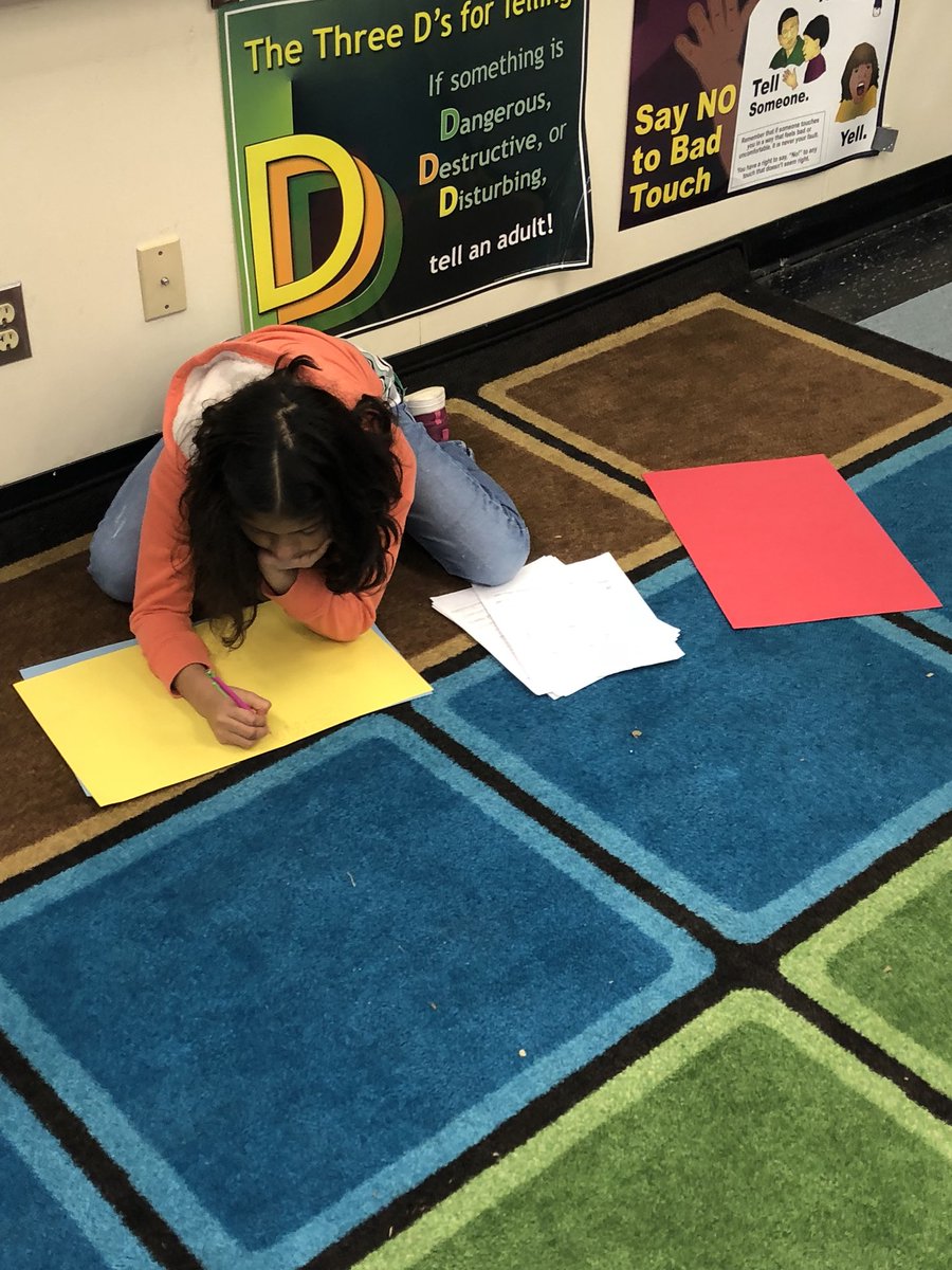 Creativity was overflowing in our room today!! Our visual representations of our research projects are starting to come together <a href="/A2KingPrincipal/">Mary Cooper</a> @A2KingAP