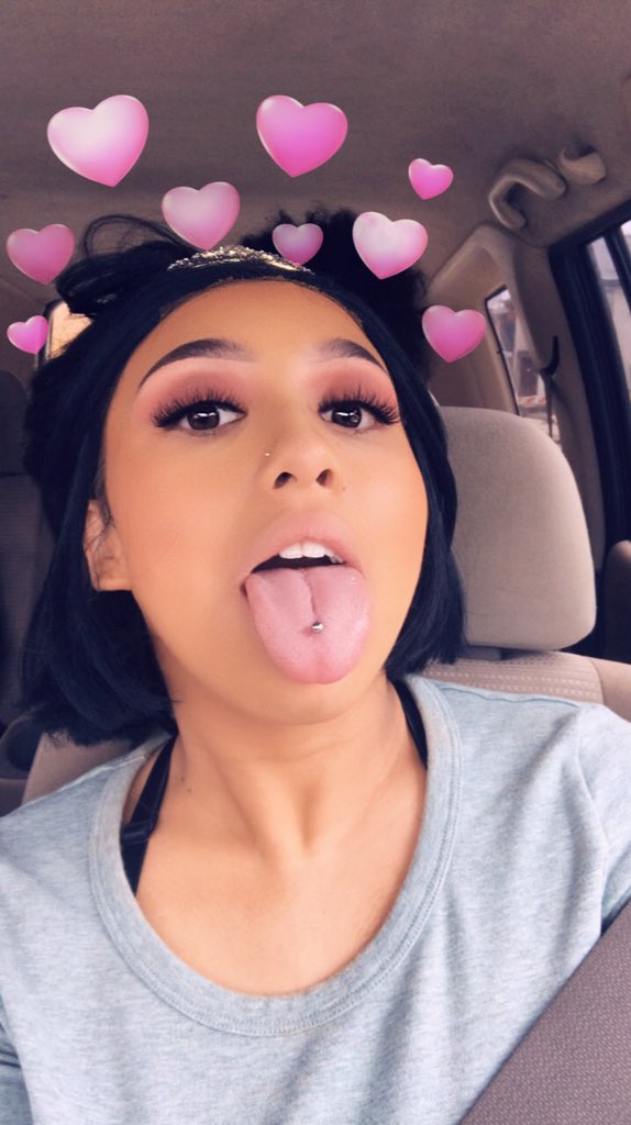 GabiCrawfxrd's tweet photo. finally https://t.co/EPaEhCXBp6