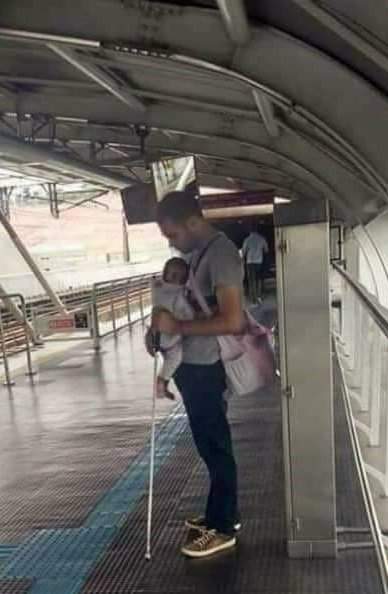 BroverStinson's tweet photo. Este es un hombre, no esos pendejos que dicen tener un chingo de viejas. https://t.co/Ml1mJ8uFkJ