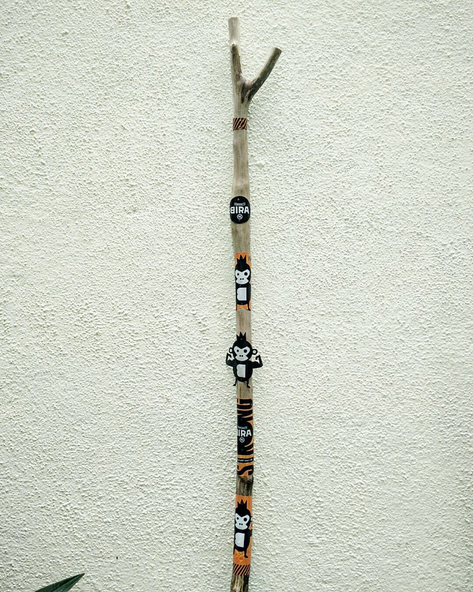 bheemstyx's tweet photo. Made for a BIRA FAN -  #walkingstick #thumbstick #allpurposestick #bira #birastrong #fan  #customised #can #beertin #tin #birabeer #birafan #beer #sticklovers #stick #walkingaid #handmade #walking #trekking #hiking #gifting #personalised #unusualgift #indiranagar #bengaluru https://t.co/TE6Icr3MzL