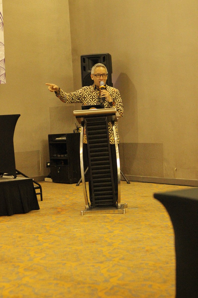 "Kepala Disparbud Jabar Puji Pariwisata Purwakarta"

Dinas Pariwisata dan Kebudayaan Provinsi Jawa Barat menyelenggarakan Pengembangan SDM Pariwisata dan Hubungan antar lembaga di hotel harper by aston purwakarta.

#purwakarta #PariwisataPurwakarta #urangpurwakarta