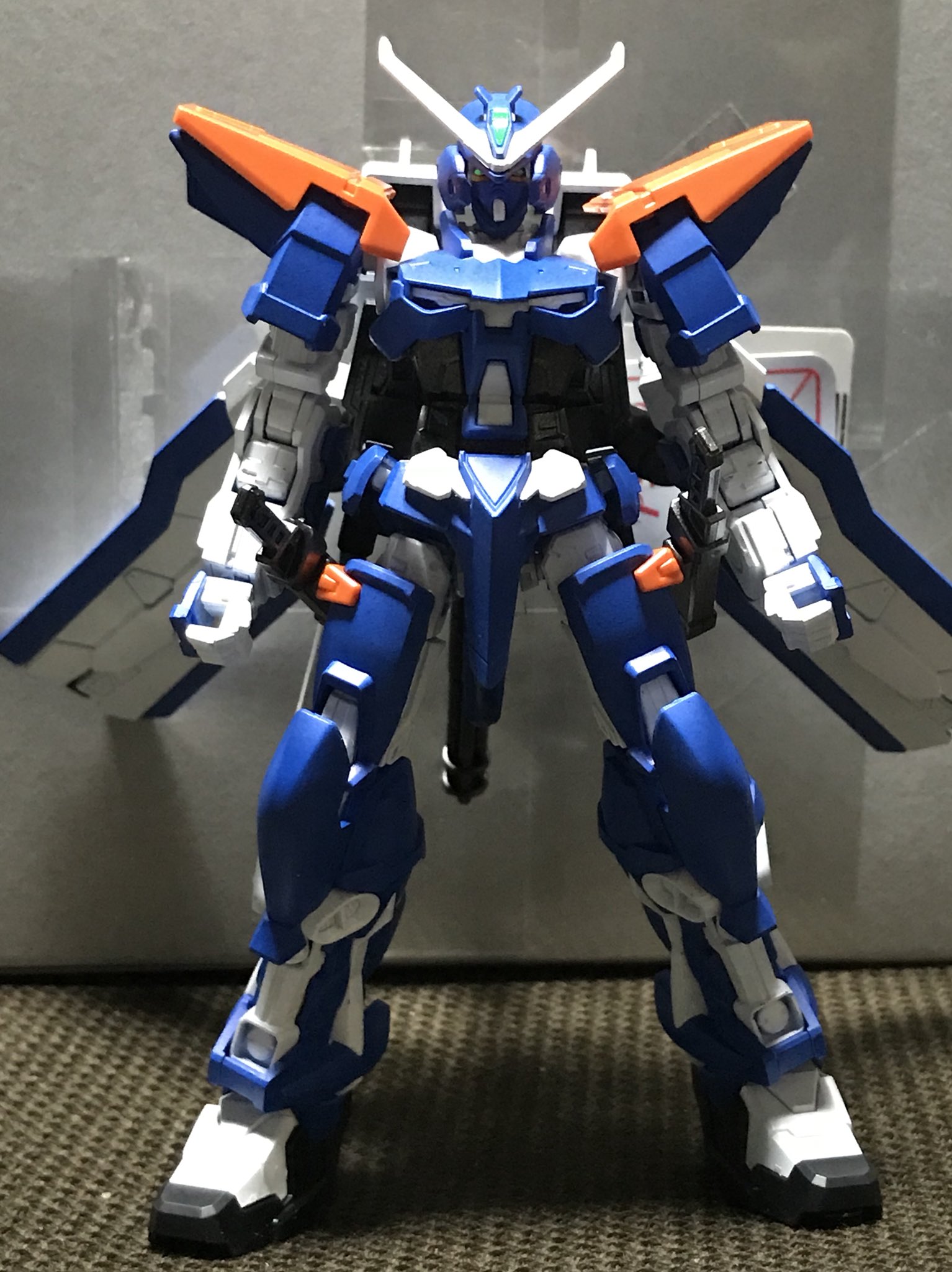 大惨事苦労 Na Twitteru ガンダムアストレイ ターンブルー 一応完成 ブルーフレームをターンレッドみたいにするとこうなりますという事で 武器がそのまんまの仕様なのはドクターっぽくないので今度ミキシングにトライしてみようかな ガンプラ T Co