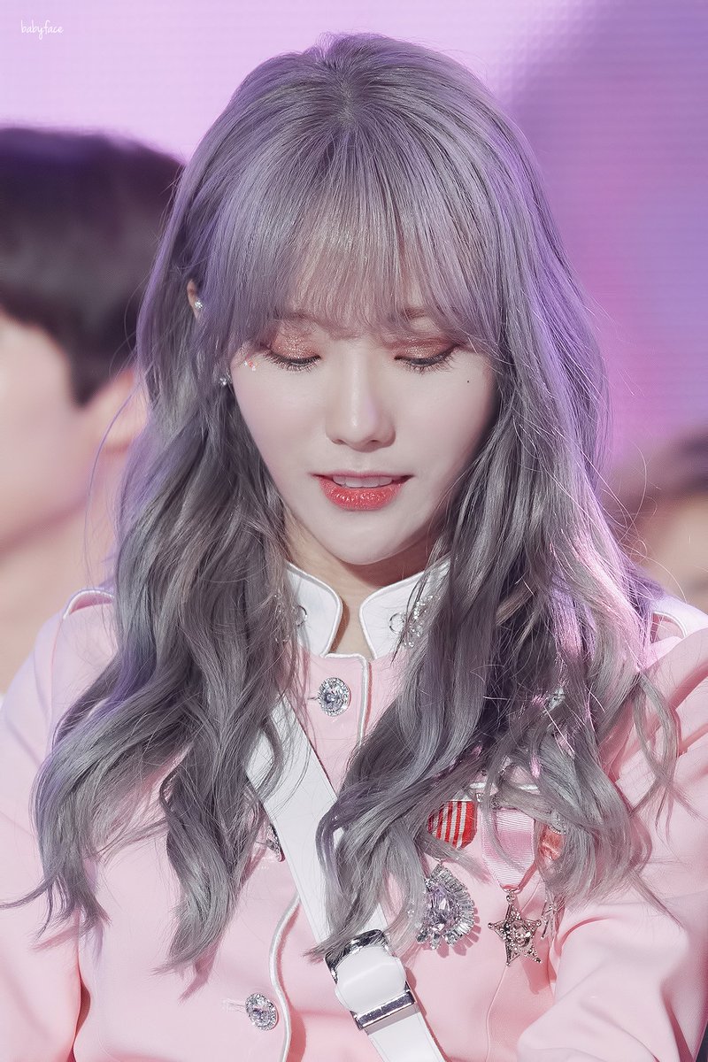baby_face_wjsn's tweet photo. 180404 쇼챔피언 루다님 part.1
#우주소녀 #루다 #꿈꾸는마음으로 #WJSN #LUDA #DREAM_YOUR_DREAM https://t.co/679aLvxnkN