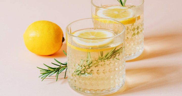 joyoushealth's tweet photo. 5 Caffeine-free energy-boosting drinks that will convert even the biggest coffee fans: https://t.co/o5Cu9qfDbF https://t.co/MHHomtXNQj