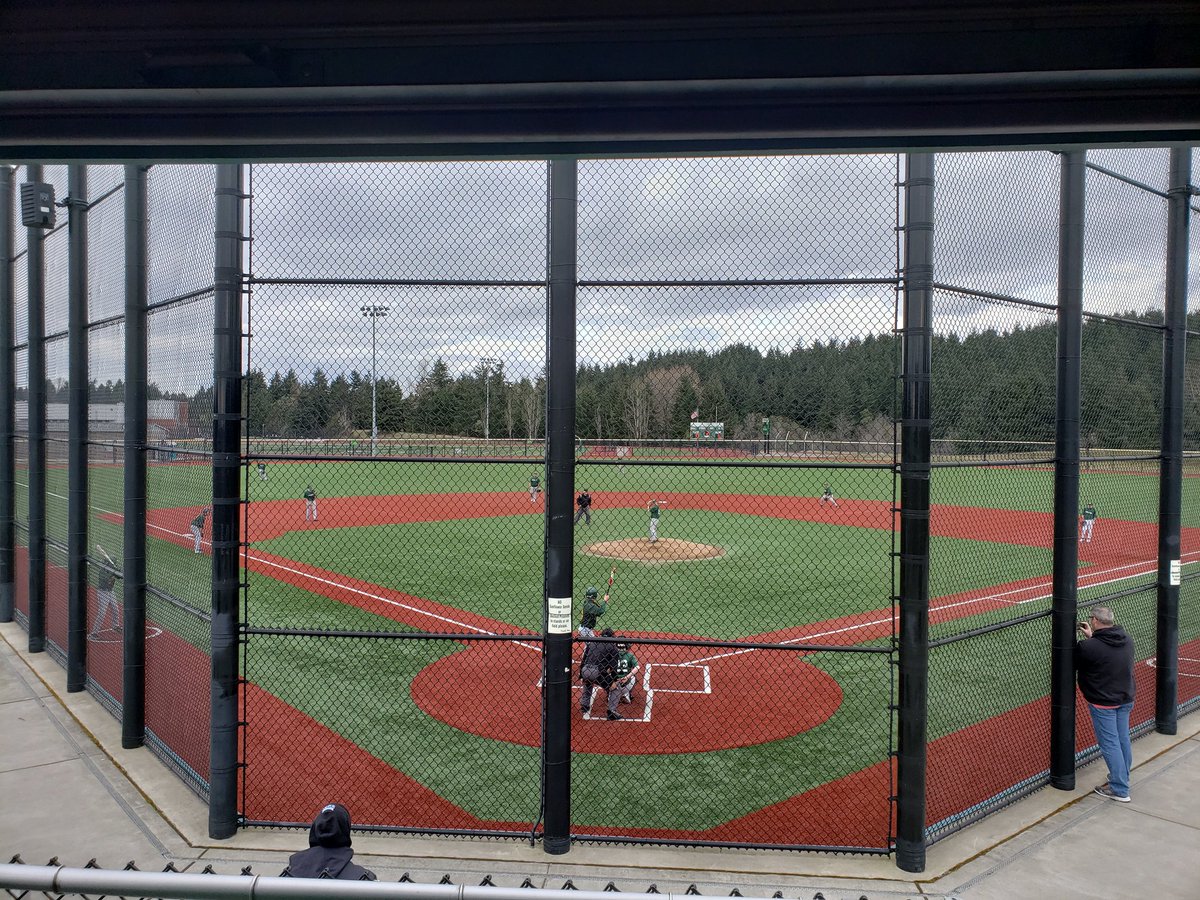 pilotsathletics's tweet photo. Watching former Pilot Jayden S. And the @HenryFossHS baseball team against Evergreen. Foss wins 10-0 and wins their second game in a row. #pilotsinHS #fossisboss #tacomastrong https://t.co/HgnyAoOac8