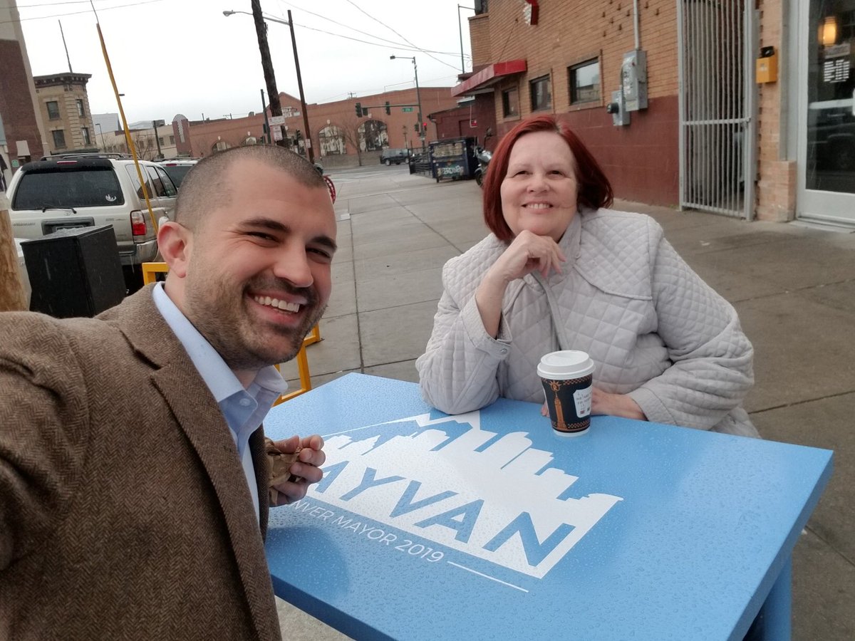 kayvanfordenver's tweet photo. #popupmayorsoffice 1 was ππ½, cold, π§, βοΈ & all. In a time when politicians are inaccessible, I say βany time, any place.β #letstalk Parks, sidewalks, businesses, events, you name it. Let me know. I come ready w/ desk & chairs. #denver #kayvanfordenver #mayorofdenver https://t.co/rMRSfE8eu6