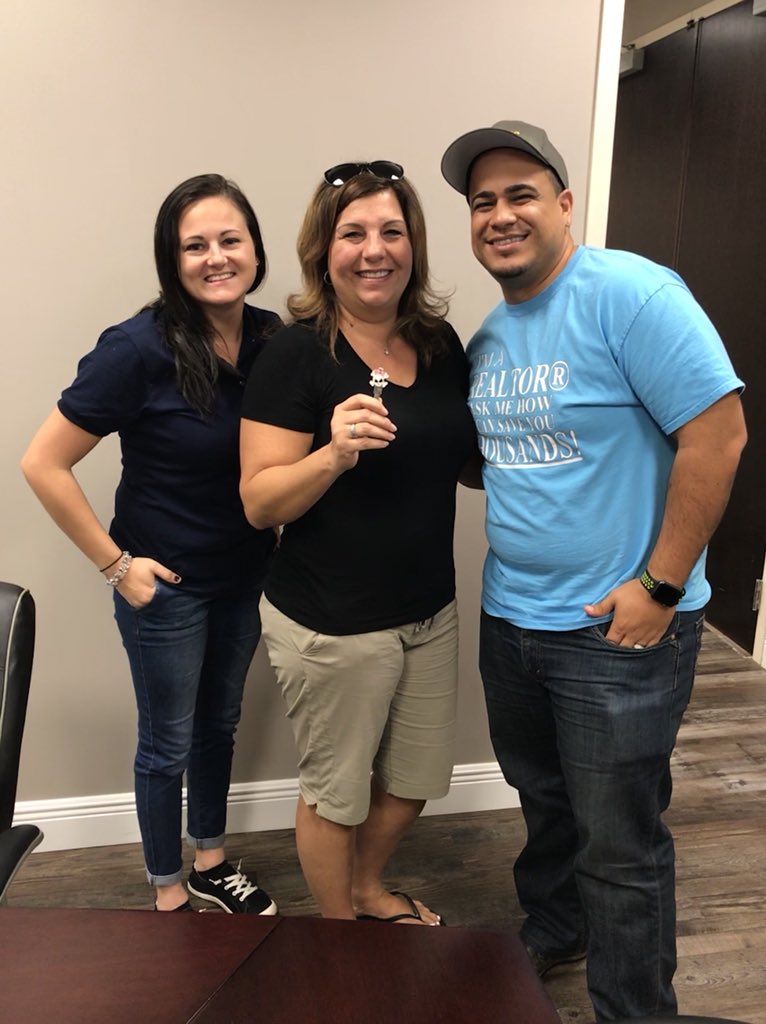 TJAgostoRealtor's tweet photo. Another 1 #sold in #Lakemary
#lakemaryflorida #askus #seminolecounty #savingmoneyisfun #florida #floridarealestate #invest #sold  #lakemaryrealestate #realestateagent #realestate #newhome #1percentguys #saveyouthousands #savemoney #floridalife #buyer #floridaliving #seller https://t.co/hSNq5EeENP