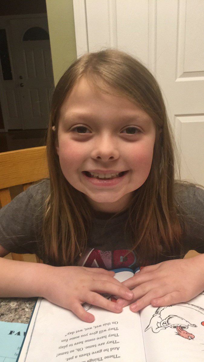 smwalsh1978's tweet photo. Jaclyn loves to read everyday and even help her little brother. 📚 
@SLCSpearson 
#pioneerspaws4reading https://t.co/fbVAW62Rer
