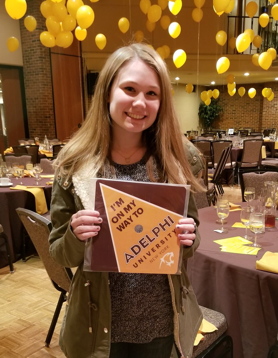 PatriciaFacquet's tweet image. An amazing evening at the @ApplyAdelphi Scholarship Dinner. Met with Nursing students & their families. Welcome to Adelphi 🐾💛 Rebecca #AdelphiAccepted Congratulations🐾💛@stephmazzoni @stephaniesimone