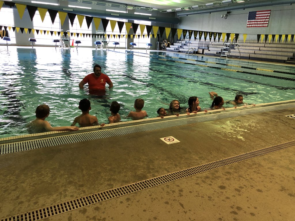 JonPortOGPE's tweet photo. 2nd grade swimming lessons courtesy of the #YMCA #OGPride https://t.co/CnfmuXtO3y