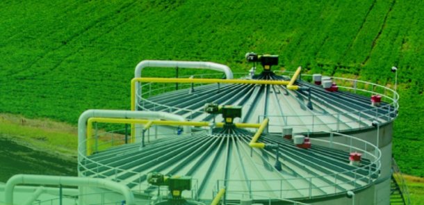 Bioindustries could power regional #Queensland, says Prof Ian O’Hara. <a href="/QUT/">QUT</a> report estimates biorefineries could create 6640 jobs and boost economy by $1.8B. @QueenslandGovernment Biofutures Roadmap shows the way. <a href="/BioenAustralia/">Bioenergy Australia</a>