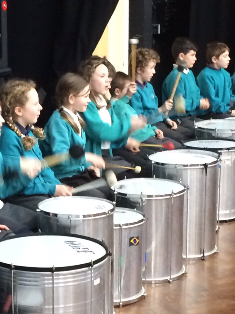 Ilsington's tweet photo. Middlecott class had a brilliant day at the Music Sharing Day @Southdartmoor on Tuesday! They learnt to play djembe drums, ukeleles, played in a large samba band and joined with the other primary schools to sing their hearts out 🥁🎸🎼 https://t.co/K8RPpaxnaz