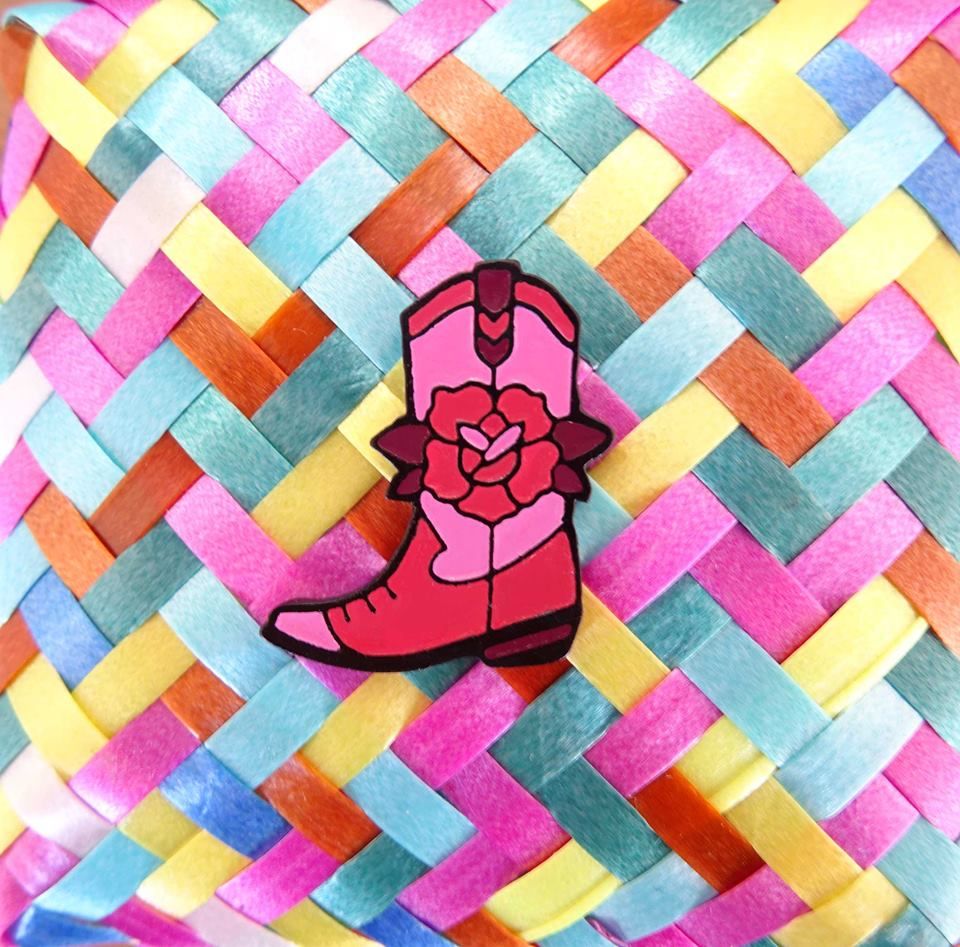 RevistaPICNIC's tweet photo. #Tallerdelailustraciónalpin por #PuroPin y #PICNICeducación. Conocerás el proceso de creación, además te llevarás 50 pzs. personalizadas.
MATERIALES INCLUIDOS, cupo limitado, precio $2,800, aparta con $500. 14 y 21 de Abril
Informes al 5580976239 o a denis.sotres@picnic.media https://t.co/KhTcWLN8Pt