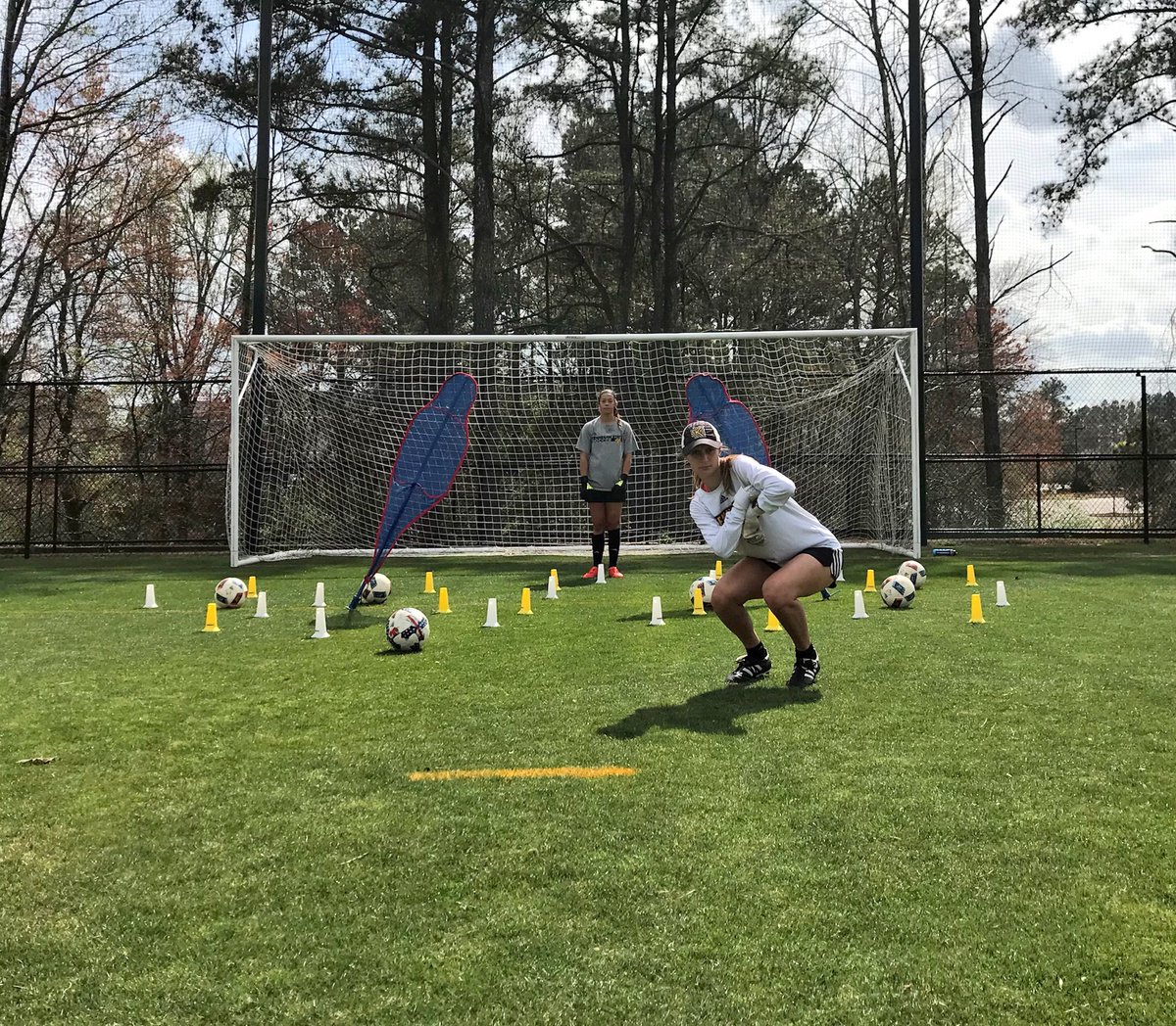 lsesTAK91's tweet photo. Sometimes you need to have a competition day with a reaction drill that is a little bizarre. #FSU #ECU #DifferentNamesSameMeaning #ATCDay https://t.co/80Q9iPKhRB