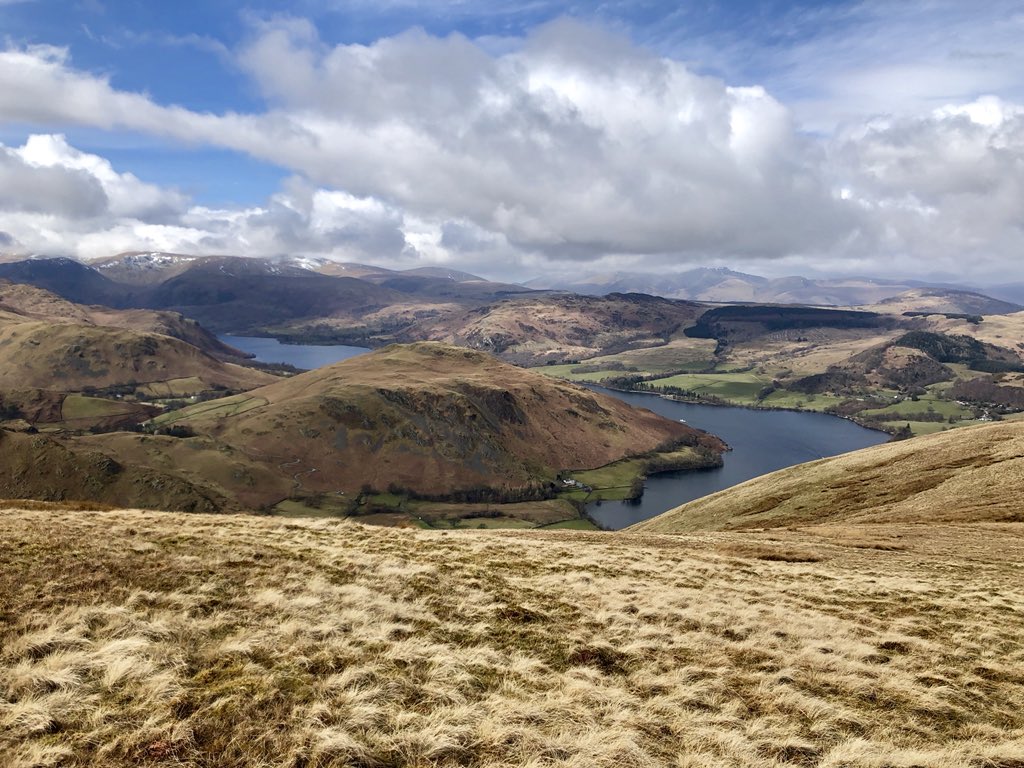 Cumbrianlass_'s tweet photo. Great to be back out and up the fells π #Wainwrights #FarEasternFells #Ullswater #LakeDistrict #Cumbria #AmIntLakes #theplacetobe https://t.co/BHQ0grVs68